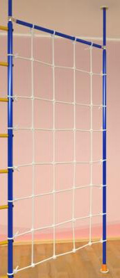 Сеть для лазания со стойкой